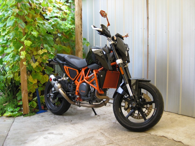 KTM Duke 690